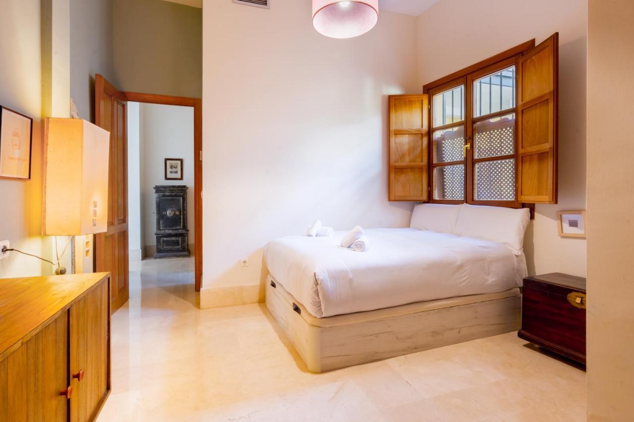 Large And Practic - 3Bd 2Bth- Arenal Apartment Sevilla Bagian luar foto