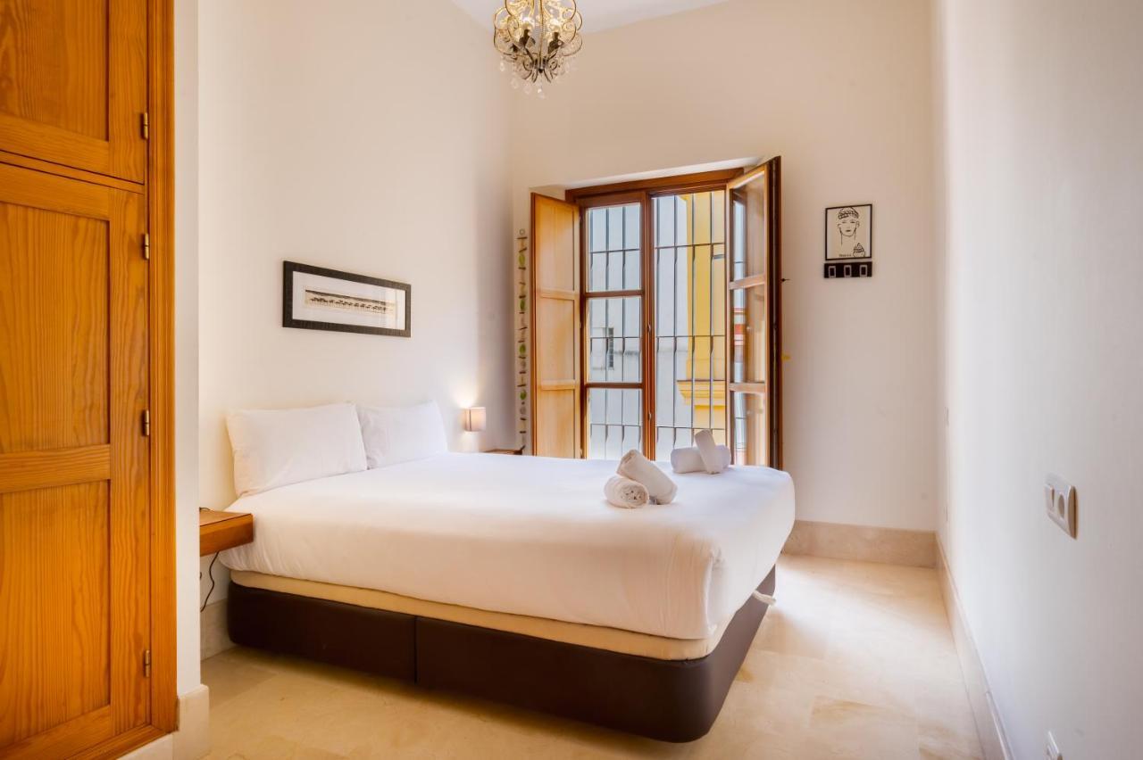 Large And Practic - 3Bd 2Bth- Arenal Apartment Sevilla Bagian luar foto