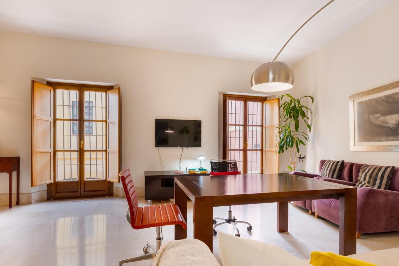Large And Practic - 3Bd 2Bth- Arenal Apartment Sevilla Bagian luar foto